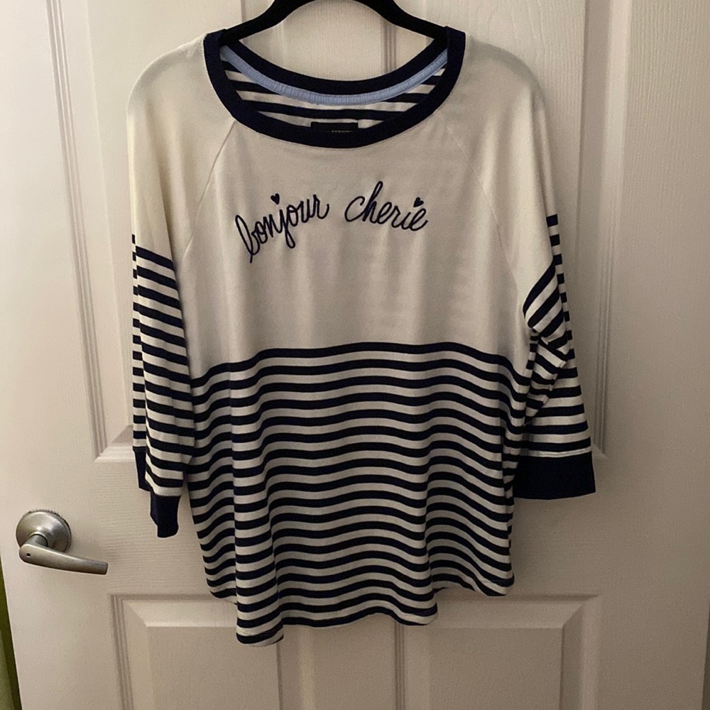 ROOM SERVICE “Bonjour Cherie” Tee